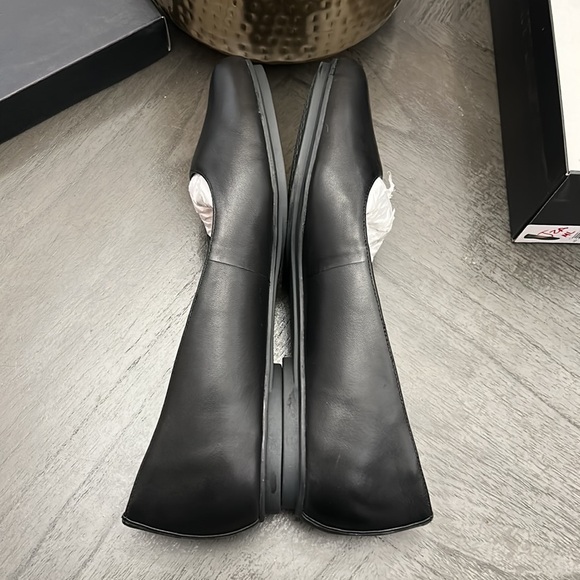 NATURALIZER Maxwell Flats - Picture 9 of 13